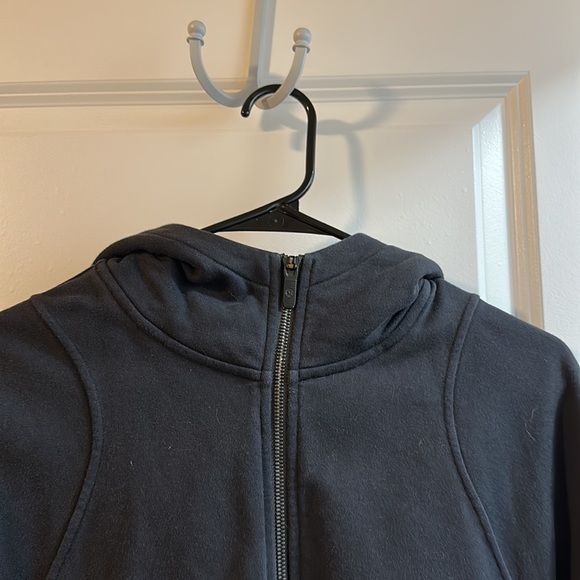 LULULEMON Black French Terry Full Zip size 6 - Picture 2 of 7